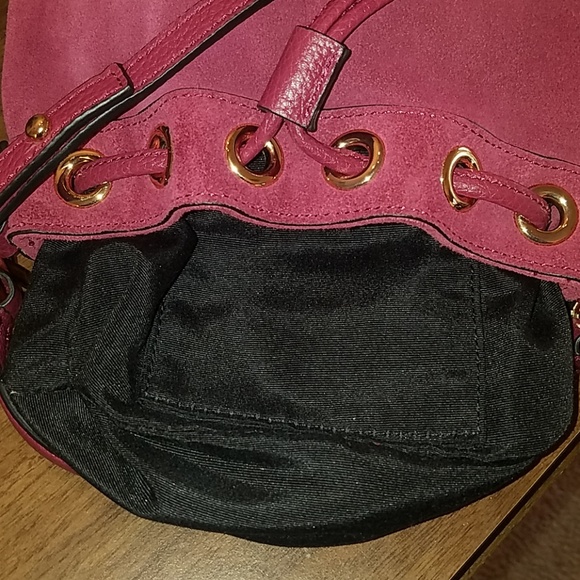 MILLY BURGUNDY TASSEL FRINGE MINI SUEDE BUCKET BAG - Picture 5 of 8